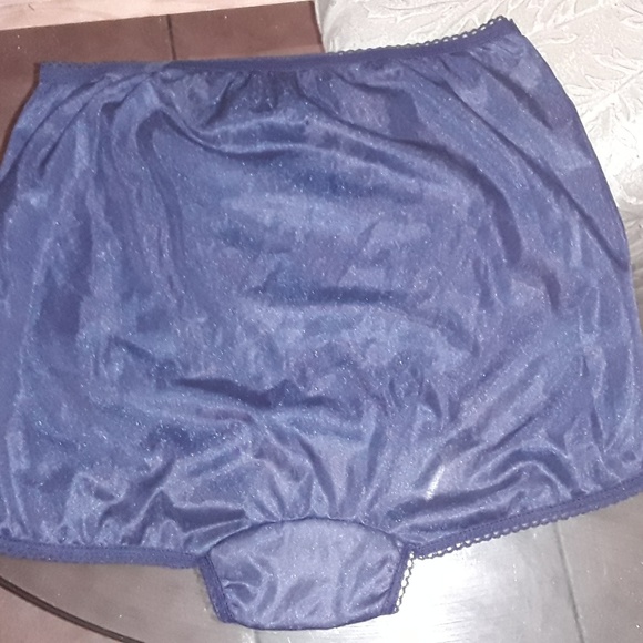 NWOT size 9 high wasted/girdle lace/nylon - Picture 2 of 8